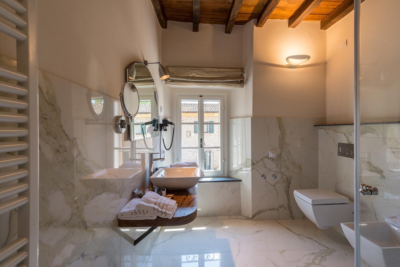Borgo Cadonega Hotel Viano Eksteriør billede